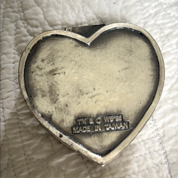 Heart-Shaped Silver Trinket Box - Picture 4 of 7